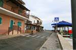 Stintino, via Lungomare Colombo, Sardinien.
