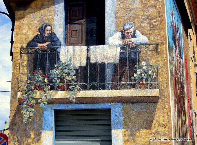 Das alte Ehepaar auf dem Balkon, Wand Fonni - Sardinien