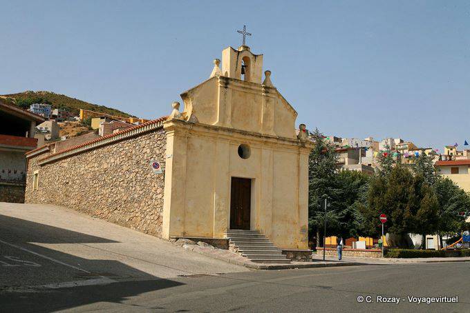 Orgosolo, eine Kapelle über Rinascita - Sardinien