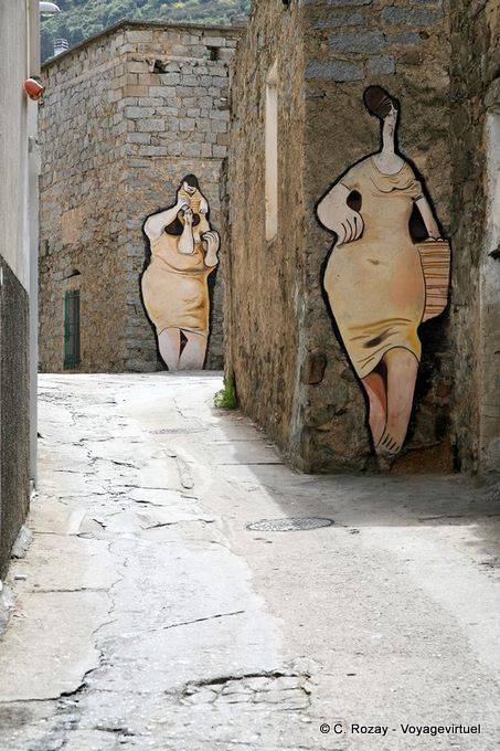 Orgosolo, auf die Steine ​​gemalt Frauen - Sardinien