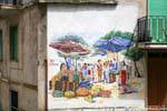 Orgosolo, Markt, Lidia de Cesaris, Via San Pietro, Wandmalerei, Sardinien.