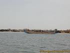 Bunte Boote im Saloum Delta, Senegal.