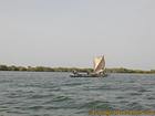 Typische Boot segeln und Sine Saloum, Senegal.