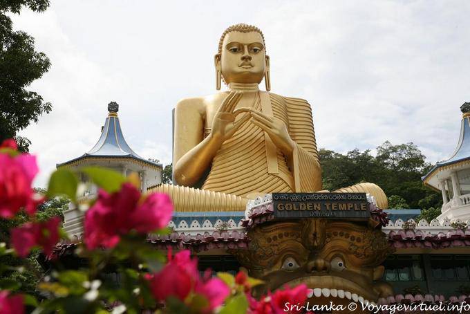 Golden Temple, Golden Buddha in Dambulla - Sri Lanka