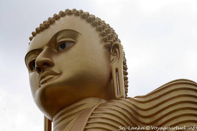 Großer Kopf des goldenen Buddha, Dambulla - Sri Lanka