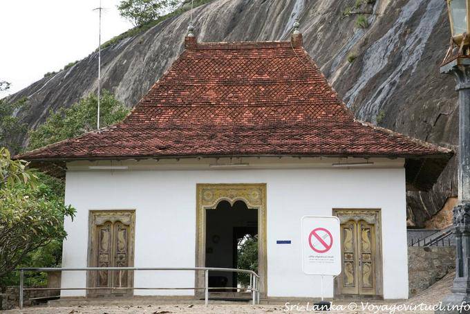 Die Vahalkada Eingang zum Tempel, Golden Rock Temple, Dambulla - Sri Lanka