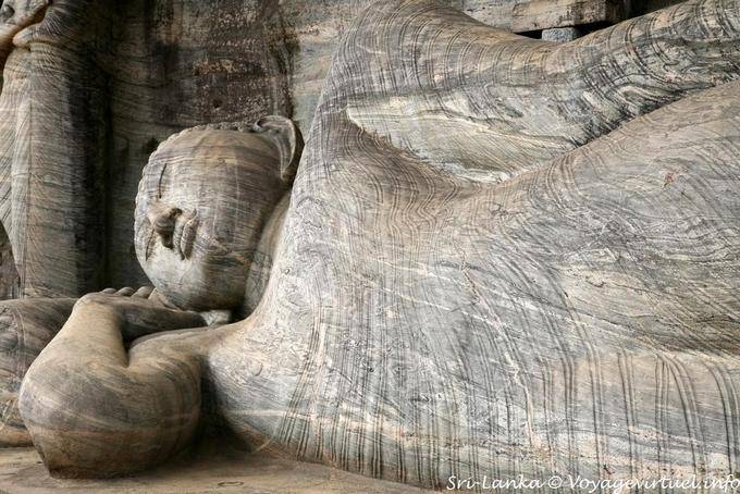 Top des liegenden Buddha geschnitzt in den Felsen, Gal Vihara, Polonnaruwa - Sri Lanka