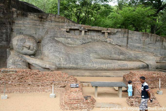 Liegen in den Fels gehauene Buddha, Gal Vihara, Polonnaruwa - Sri Lanka