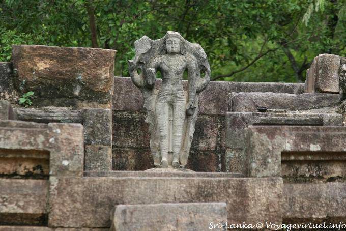 Buddha Mudra der Furchtlosigkeit, Terrasse des Zahnes, Polonnaruwa - Sri Lanka
