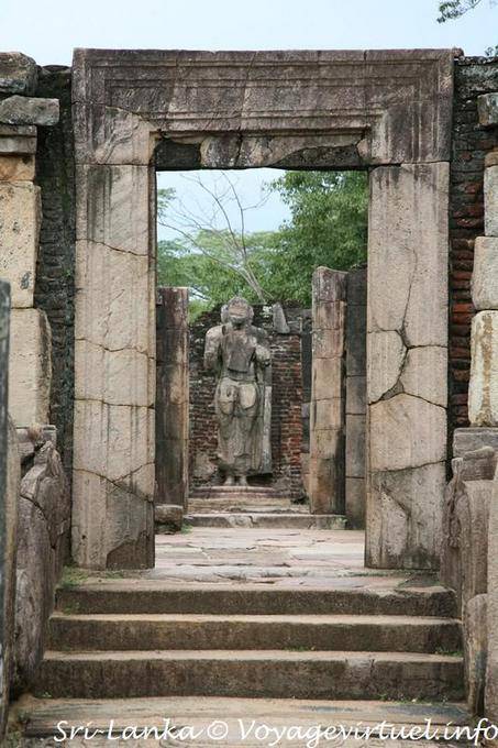 Einführung von Stein Rahmung, Hatadage Temple, Polonnaruwa - Sri Lanka