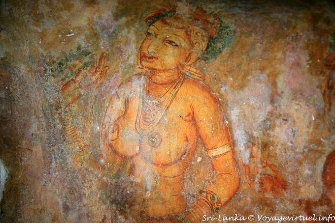 Konzentrieren Sie sich auf die nackte Brust einer Frau und Hand heben, Sigiriya Fresken von Damen - Sri Lanka