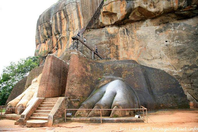 Lion Pfoten der Festlegung der Steintreppe, Sigiriya - Sri Lanka