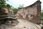 Andere Buddha in Dhyana Mudra Vatadage, Polonnaruwa Terrace of the Tooth, Sri Lanka.