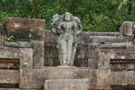 Buddha Mudra der Furchtlosigkeit, Terrasse des Zahnes, Polonnaruwa, Sri Lanka.