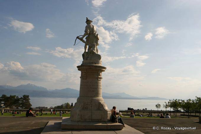 Statue von Wilhelm Tell Seepromenade Montbenon, Lausanne - Die Schweiz