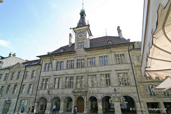 Spielhallen und Uhr des Rathauses, Lausanne - Die Schweiz