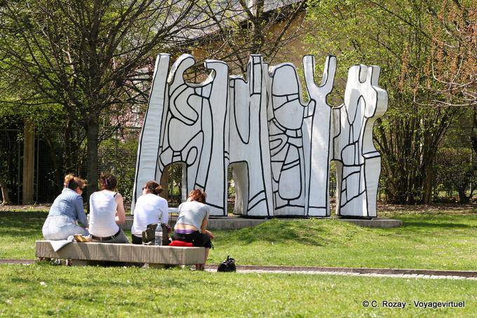 Martigny, Gianadda Stiftung, Dubuffet, der Schlangenmensch architektonisches Element - Die Schweiz