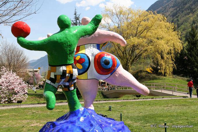 Niki de Saint Phalle, eine andere Ansicht der Badegäste, Martigny, Gianadda Stiftung - Die Schweiz