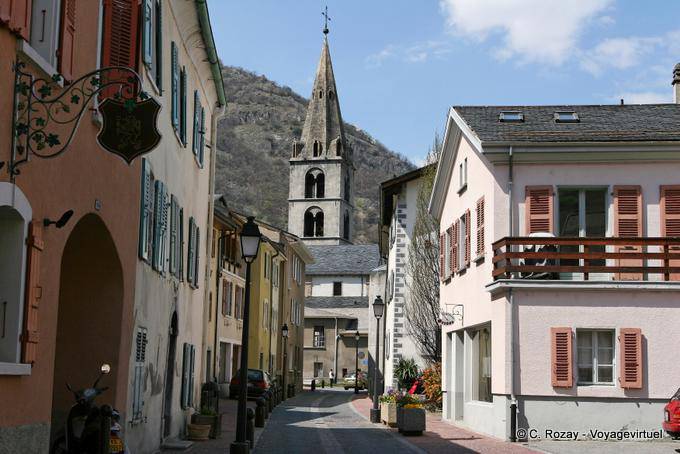 Die Kirche von Martigny Blick von der Straße - Die Schweiz