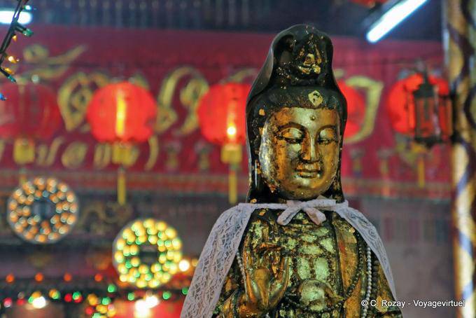 In der chinesischen Schrein von Lady Dok Mak Soi Wat Choeng Phanan, Ayutthaya - Thailand