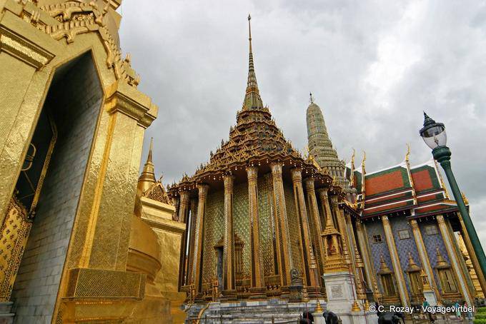 Schönheit Phra Mondop, die Buchhandlung, Wat Phra Kaew, Bangkok - Thailand
