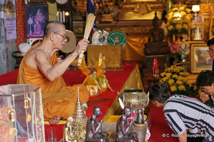 Der Segen der Mönch, Wat Doi Suthep, Chiang Mai - Thailand