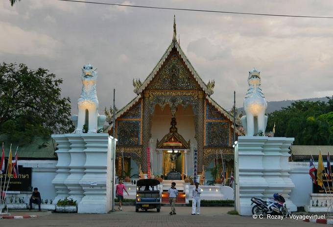 Haupteingang, Wat Phra Singh in Chiang Mai - Thailand