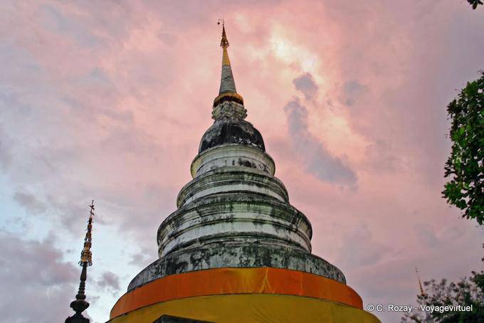 Phradhatluang Chedi, Wat Phra Singh in Chiang Mai - Thailand