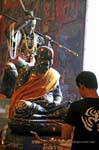 Chinesischen Krieger und schwarzen Buddha, Wat Choeng Phanan, Ayutthaya, Thailand.
