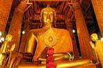 Luang Po To, ein Buddha 19 Meter, Wat Choeng Phanan, Ayutthaya, Thailand.
