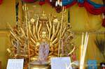 Bodhisattva Meilen zu den Waffen, Wat Choeng Phanan, Ayutthaya, Thailand.