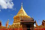 Großes Stupa (chedi), Wat Doi Suthep, Chiang Mai, Thailand.