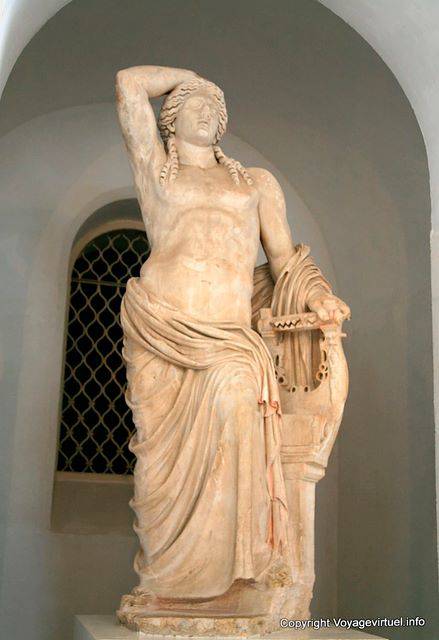 Bardo-Museum, Statue des Gottes Apollo - Tunesien
