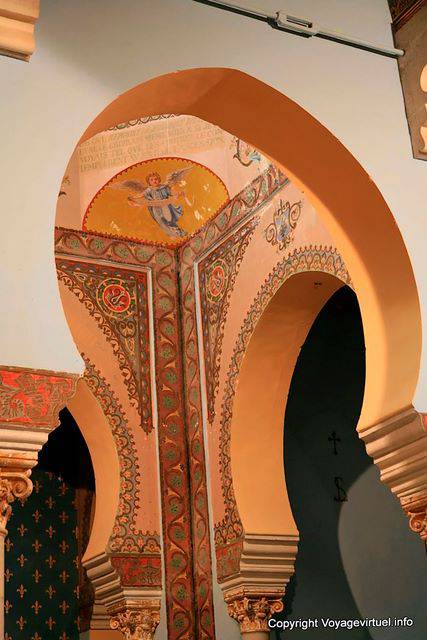 Painted Bögen der byzantinisch-maurischen Stil, St. Louis Cathedral, Carthage - Tunesien