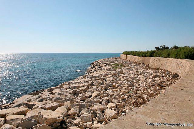 Kerkuane die Mauer der Stadt am Mittelmeer - Tunesien