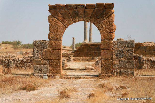 Thuburbo Majus, Tempel des Baal, Ark Baalat - Tunesien