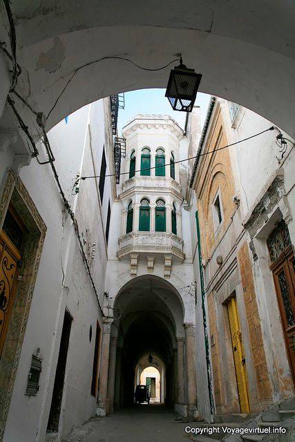 Architektonische Wirkung, Tunis - Tunesien