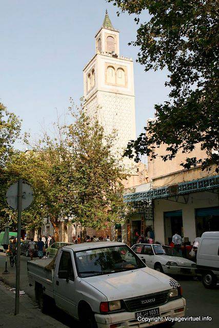 Tunis Moschee Straße Al Jazeera - Tunesien