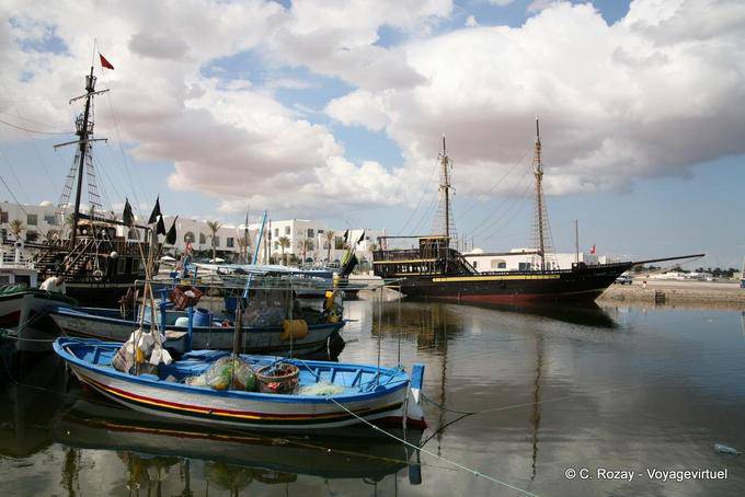 Hafen Houmt Souk - Tunesien