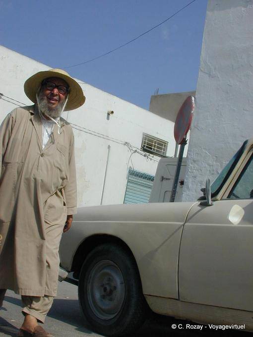 Für Djerba dem Hut, Houmt Souk - Tunesien