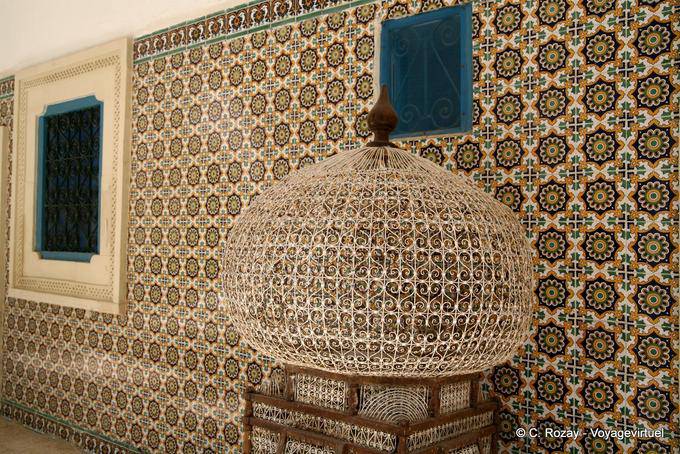 Mosaiken und Stubenvögel Erriadh, Houmt Souk - Tunesien