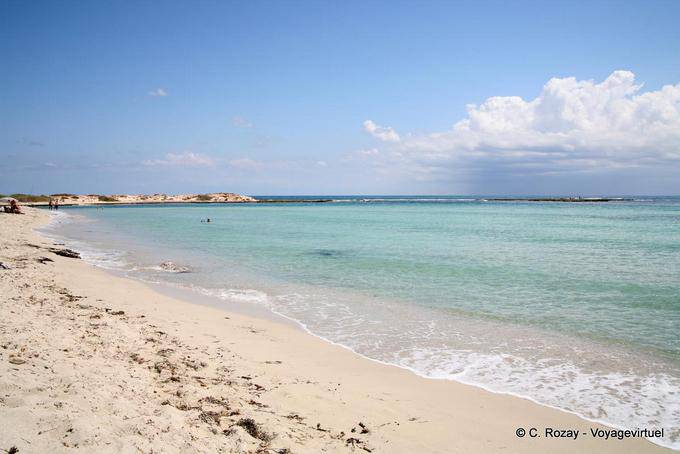 Weißer Sandstrand von Seguia, Djerba - Tunesien