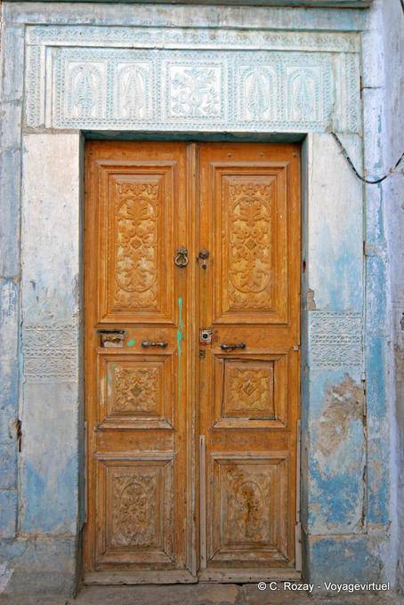 Rahmung geschnitzte Tür, Kairouan - Tunesien