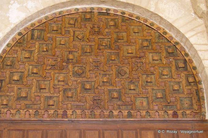 Harmonie aus geschnitztem Holz, Jamaa Sidi Oqba Moschee Kairouan - Tunesien