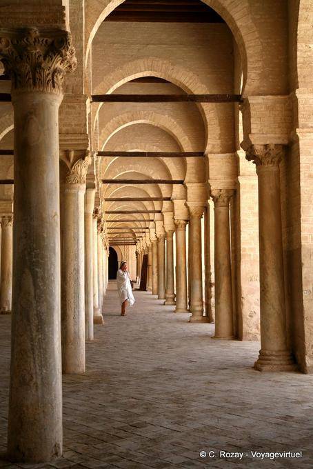 Alte Spalten wiederverwendet, Grosche Moschee Kairouan - Tunesien
