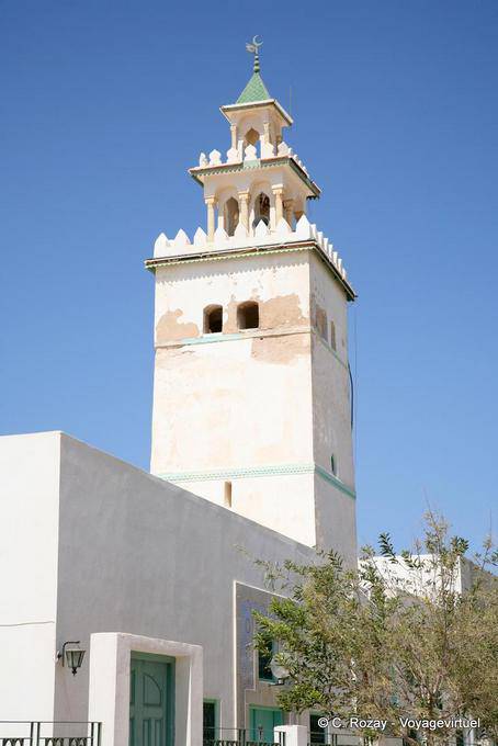 Kerkennah El Attaya, Blick auf das Minarett der Moschee - Tunesien