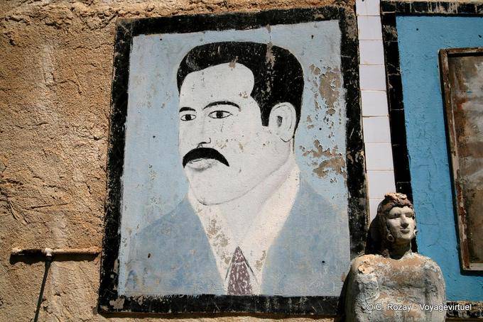 Mustachioed Mann, Wand Mouldi Zalila, Kerkennah - Tunesien