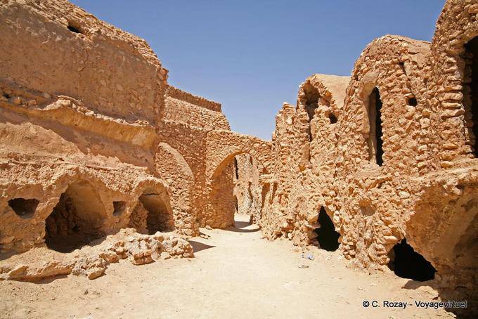 Ruinen des Dorfes Ksar Haddada - Tunesien