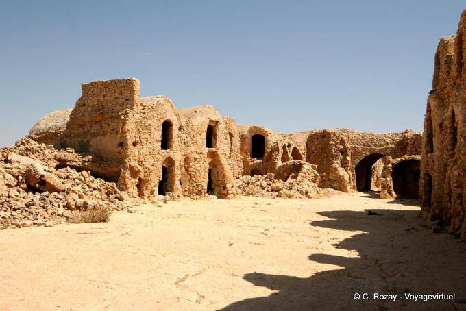 Ghorfas ruiniert Ksar Jumaa - Tunesien