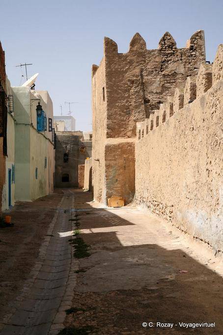 Khalifa Street im Gehäuse, Sfax - Tunesien